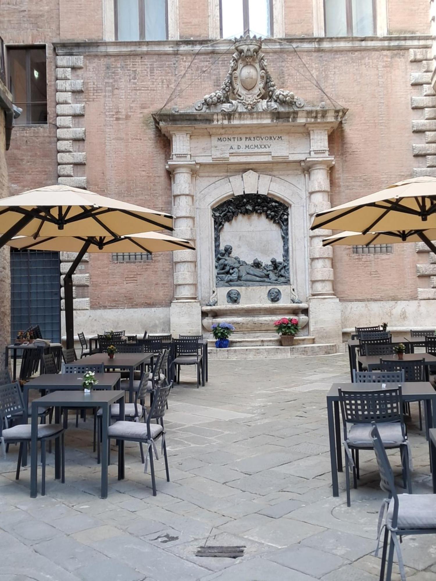Hotel Minerva Siena Luaran gambar